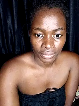 Snapshot of _cutemelania chatting on 02.12.25 cutemelania online show from 02.12.25