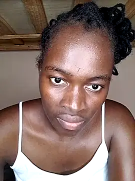 Snapshot of _cutemelania chatting on 03.04.25 cutemelania online show from 03.04.25