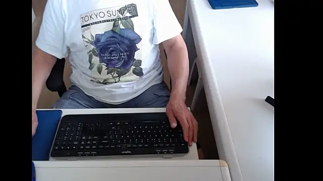 Snapshot of dutchpornking chatting on 06.25.26 dutchpornking online show from 06.25.26