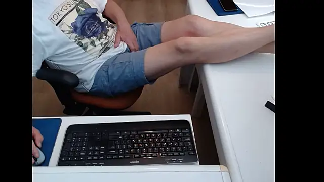Snapshot of dutchpornking chatting on 06.27.26 dutchpornking online show from 06.27.26