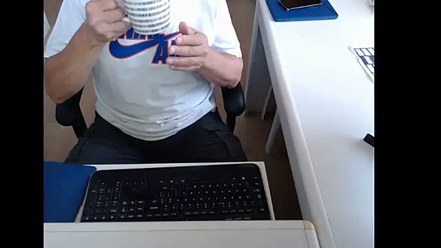 Snapshot of dutchpornking chatting on 07.03.26 dutchpornking online show from 07.03.26