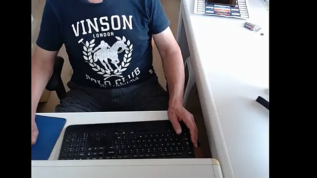 Snapshot of dutchpornking chatting on 07.16.26 dutchpornking online show from 07.16.26