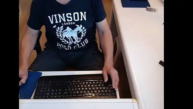 Snapshot of dutchpornking chatting on 07.19.26 dutchpornking online show from 07.19.26