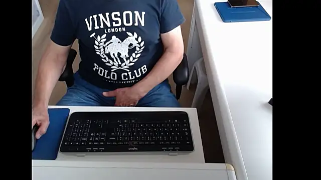 Snapshot of dutchpornking chatting on 08.01.26 dutchpornking online show from 08.01.26