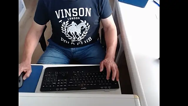 Snapshot of dutchpornking chatting on 08.04.26 dutchpornking online show from 08.04.26