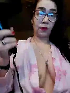 Chriss Tinaa online show from 12.12.24