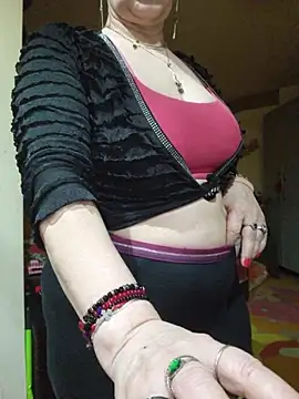 Chriss Tinaa online show from 04.21.26