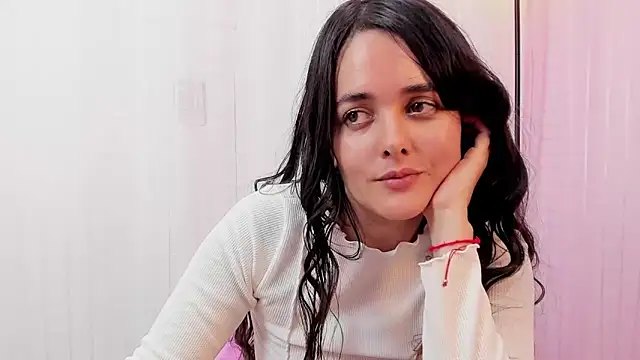 Snapshot of miss_alhy chatting on 01.05.25 miss alhy online show from 01.05.25