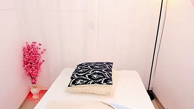 Snapshot of miss_alhy chatting on 03.05.25 miss alhy online show from 03.05.25