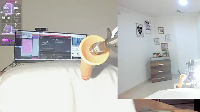 sofi velez online show from 10.13.25