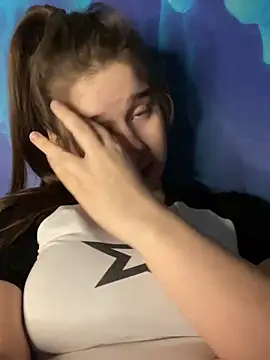 HornyGirlH online show from 01.04.25