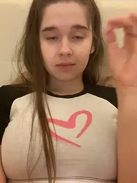 HornyGirlH online show from 10.17.25