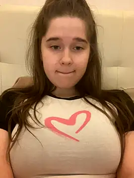 HornyGirlH online show from 10.20.25