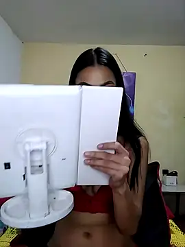 Snapshot of iamemmablake chatting on 12.18.24 iamemmablake online show from 12.18.24