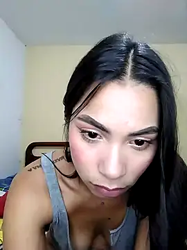 Snapshot of iamemmablake chatting on 12.20.24 iamemmablake online show from 12.20.24