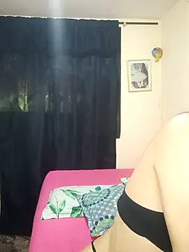 Snapshot of iamemmablake chatting on 11.16.25 iamemmablake online show from 11.16.25