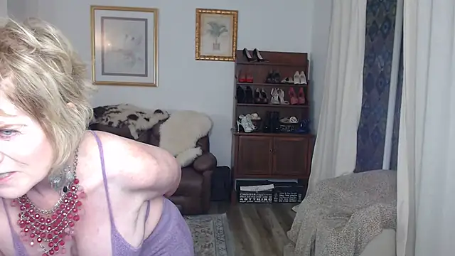 SindeeDix online show from 11.12.25