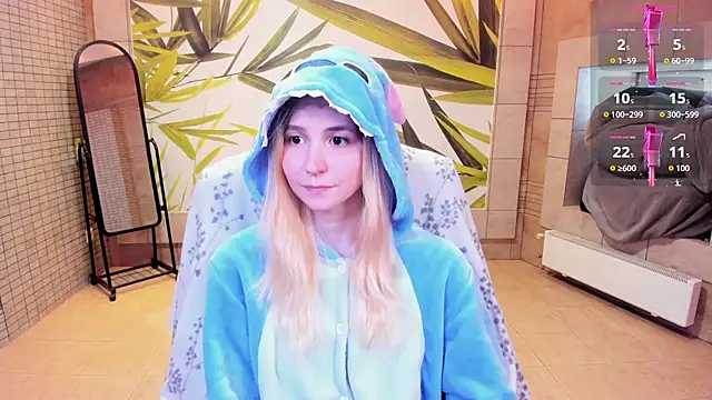 Snapshot of fleximona chatting on 03.28.26 fleximona online show from 03.28.26