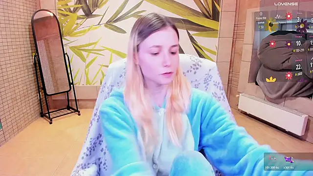 Snapshot of fleximona chatting on 03.29.26 fleximona online show from 03.29.26