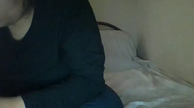 Snapshot of Annerae chatting on 01.07.25 Annerae online show from 01.07.25