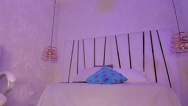 Meghan stonne  online show from 01.31.25