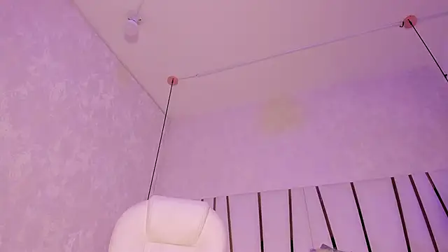 Meghan stonne  online show from 02.06.25