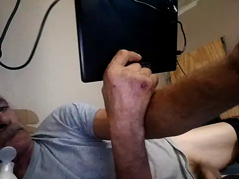 Snapshot of sausylolly chatting on 09.19.25 sausylolly online show from 09.19.25