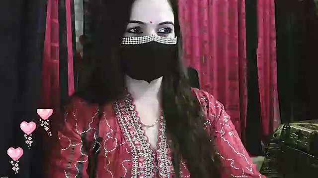 Snapshot of Cute_Sonii chatting on 12.04.24 Cute Sonii online show from 12.04.24