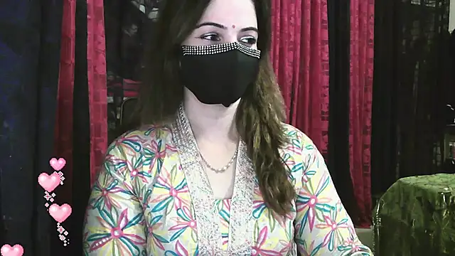 Snapshot of Cute_Sonii chatting on 10.12.25 Cute Sonii online show from 10.12.25