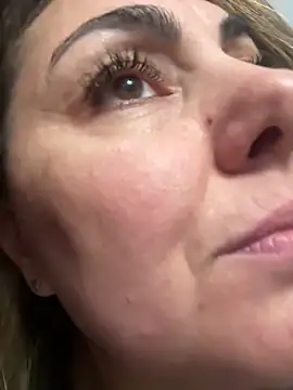 Snapshot of Emma_roqueen chatting on 03.03.26 Emma roqueen online show from 03.03.26