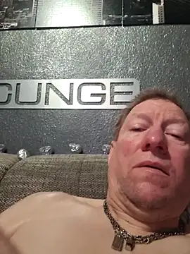 tomtom111111 online show from 01.17.26