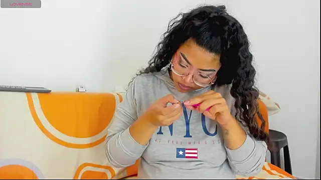moana taylor online show from 05.01.26