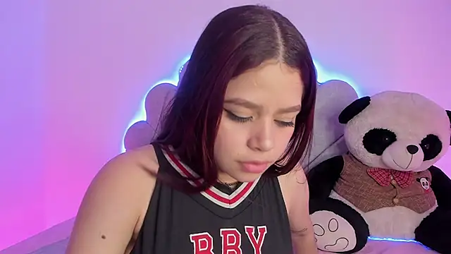 EmmaClarck online show from 02.11.25