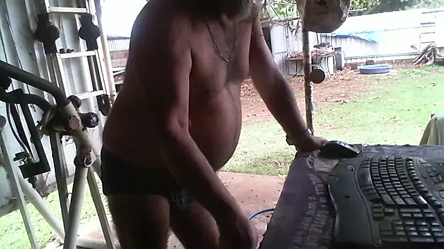 herbie010666 online show from 11.16.25