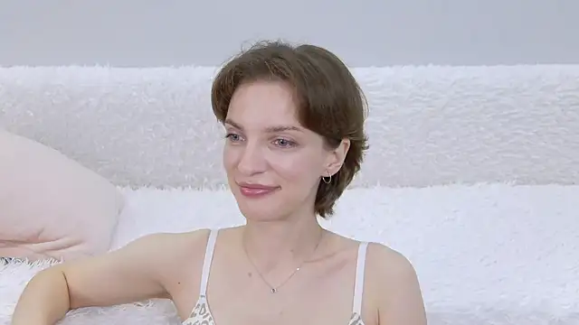 Snapshot of Beauty_Alex chatting on 01.06.26 Beauty Alex online show from 01.06.26