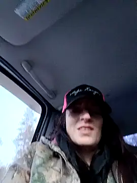 Snapshot of khloebanques chatting on 12.19.24 khloebanques online show from 12.19.24