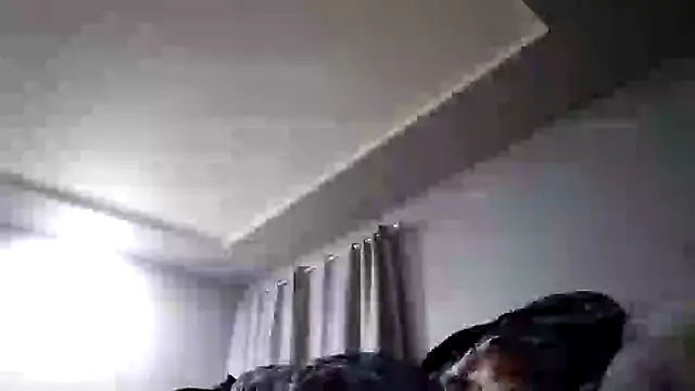 Snapshot of khloebanques chatting on 01.31.25 khloebanques online show from 01.31.25