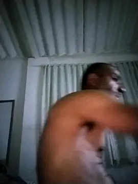 Snapshot of Henrifalcao chatting on 09.25.25 Henrifalcao online show from 09.25.25