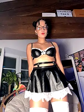 Lauyako online show from 10.15.25