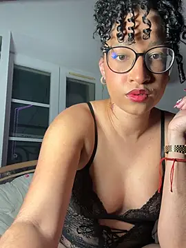 Lauyako online show from 02.11.26