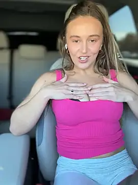 lunagirl13 online show from 09.16.25