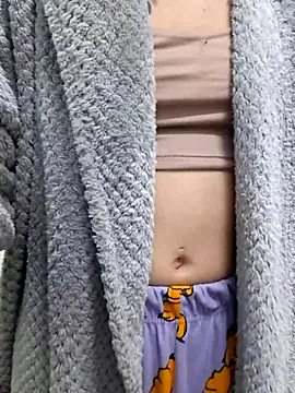 Snapshot of fabiolagg chatting on 02.15.26 fabiolagg online show from 02.15.26