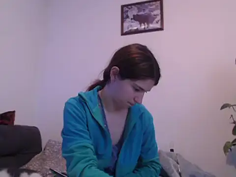 Snapshot of Geile-Luna chatting on 12.29.24 Geile-Luna online show from 12.29.24