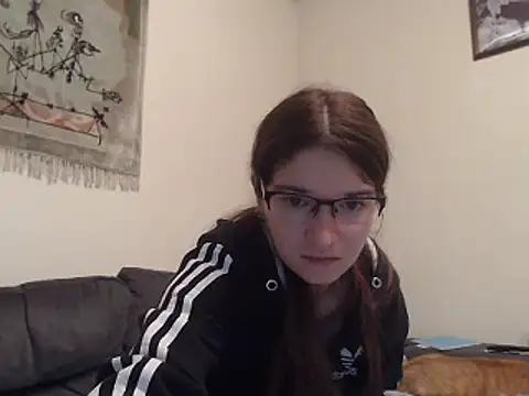 Snapshot of Geile-Luna chatting on 01.21.25 Geile-Luna online show from 01.21.25