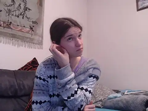 Snapshot of Geile-Luna chatting on 02.13.25 Geile-Luna online show from 02.13.25