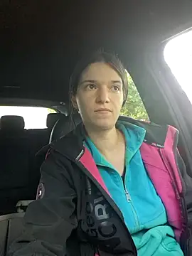 Snapshot of Geile-Luna chatting on 09.12.25 Geile-Luna online show from 09.12.25