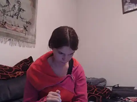 Snapshot of Geile-Luna chatting on 09.17.25 Geile-Luna online show from 09.17.25