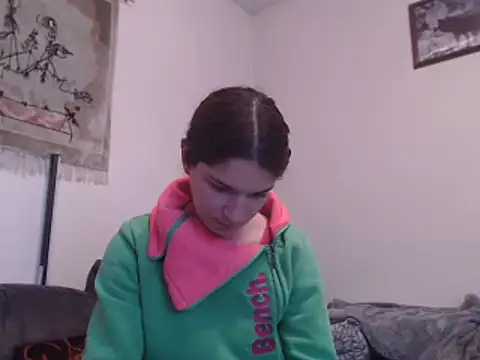 Snapshot of Geile-Luna chatting on 11.08.25 Geile-Luna online show from 11.08.25