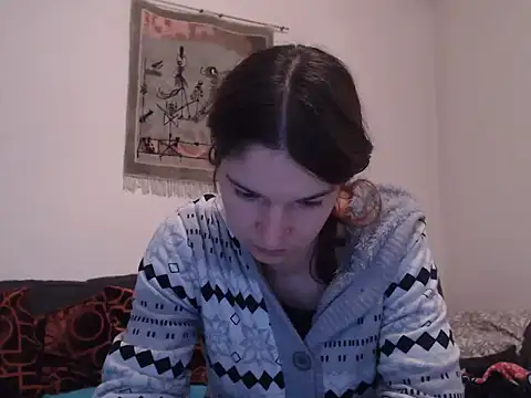 Snapshot of Geile-Luna chatting on 12.16.25 Geile-Luna online show from 12.16.25