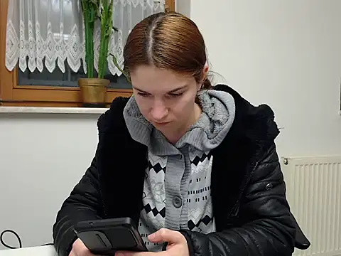 Snapshot of Geile-Luna chatting on 02.02.26 Geile-Luna online show from 02.02.26